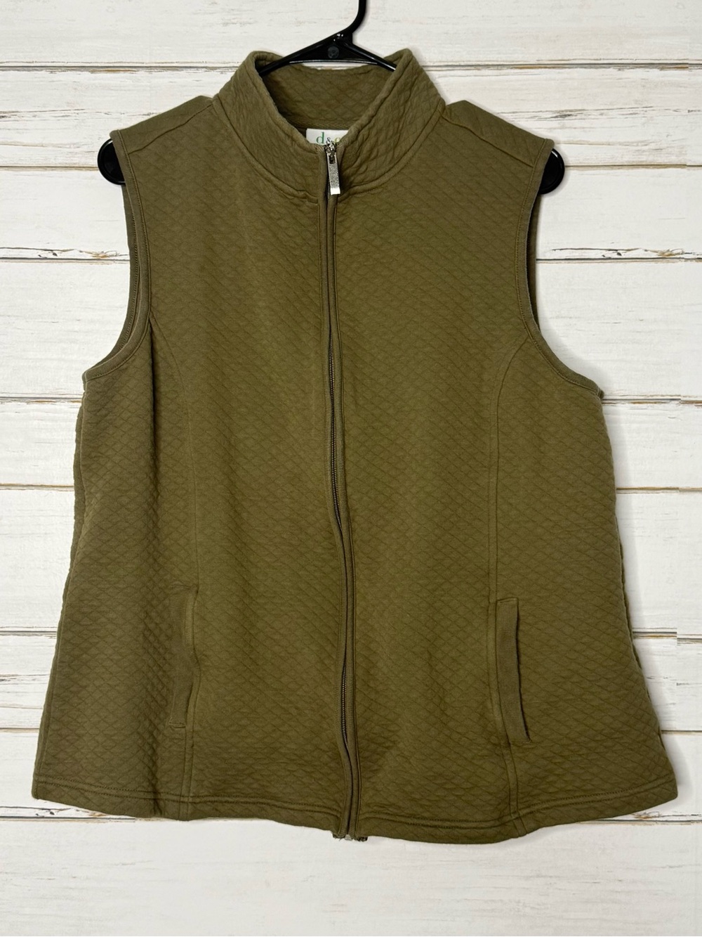 D&Co Active Olive Green Quilted Full Zip Vest Size L